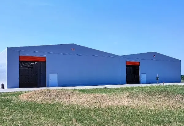 Tensostrutture industriali in pvc Progetti speciali Tunnel Mobili