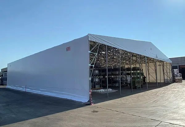 tettoie-in-pvc-1 Installazione copertura mobile